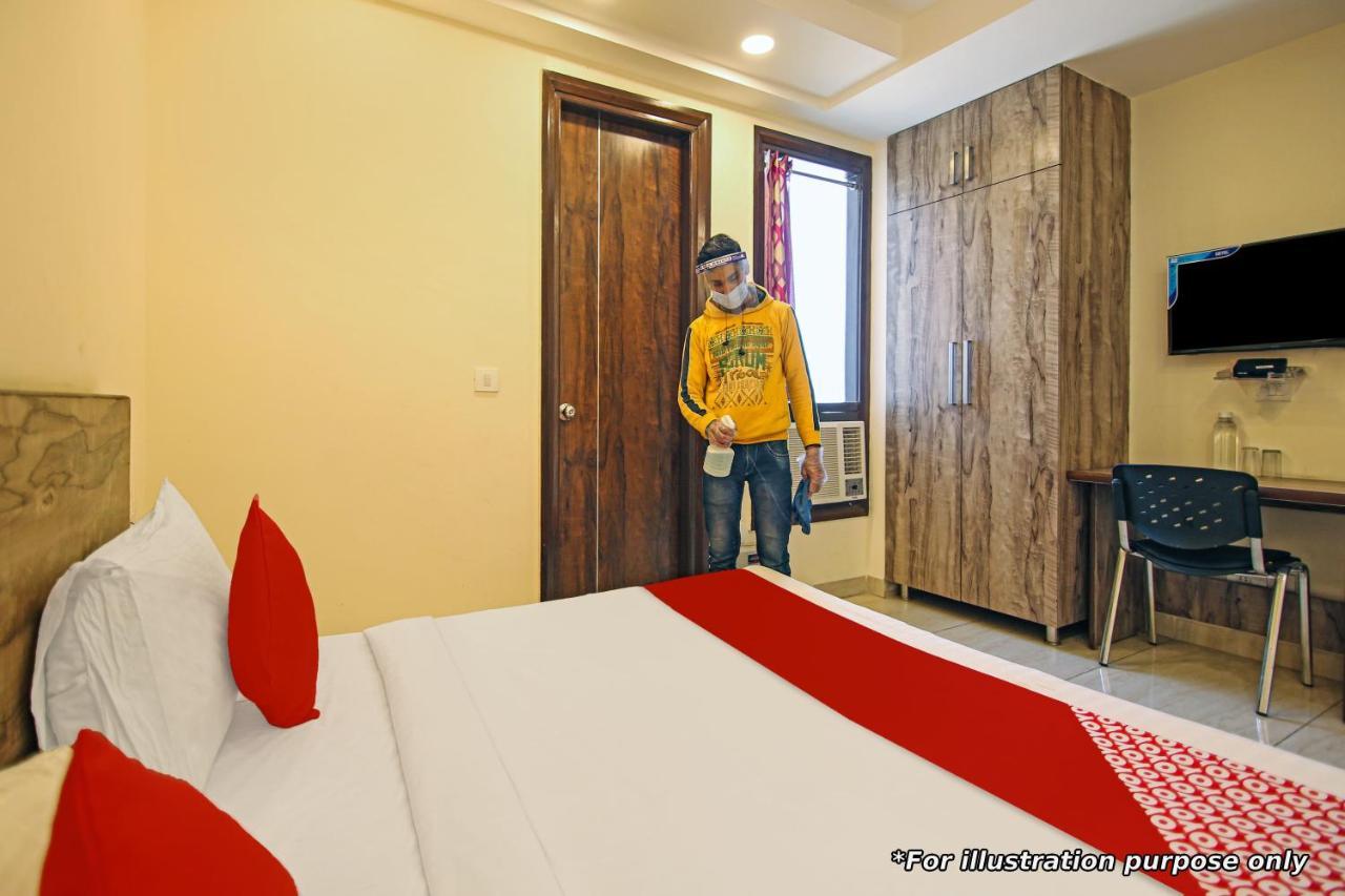 Oyo Flagship Hotel Arihant Rádzsgír Kültér fotó